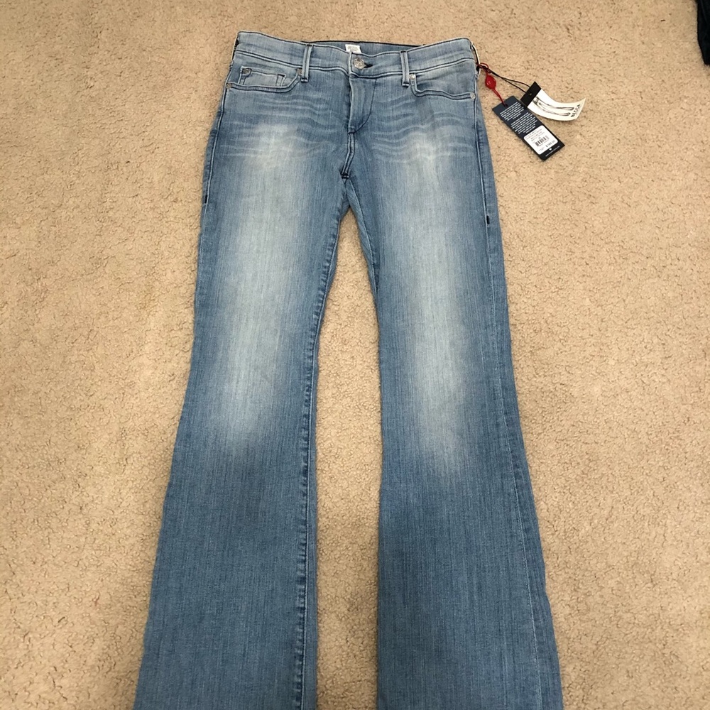 NWT True Religion Jeans size 29